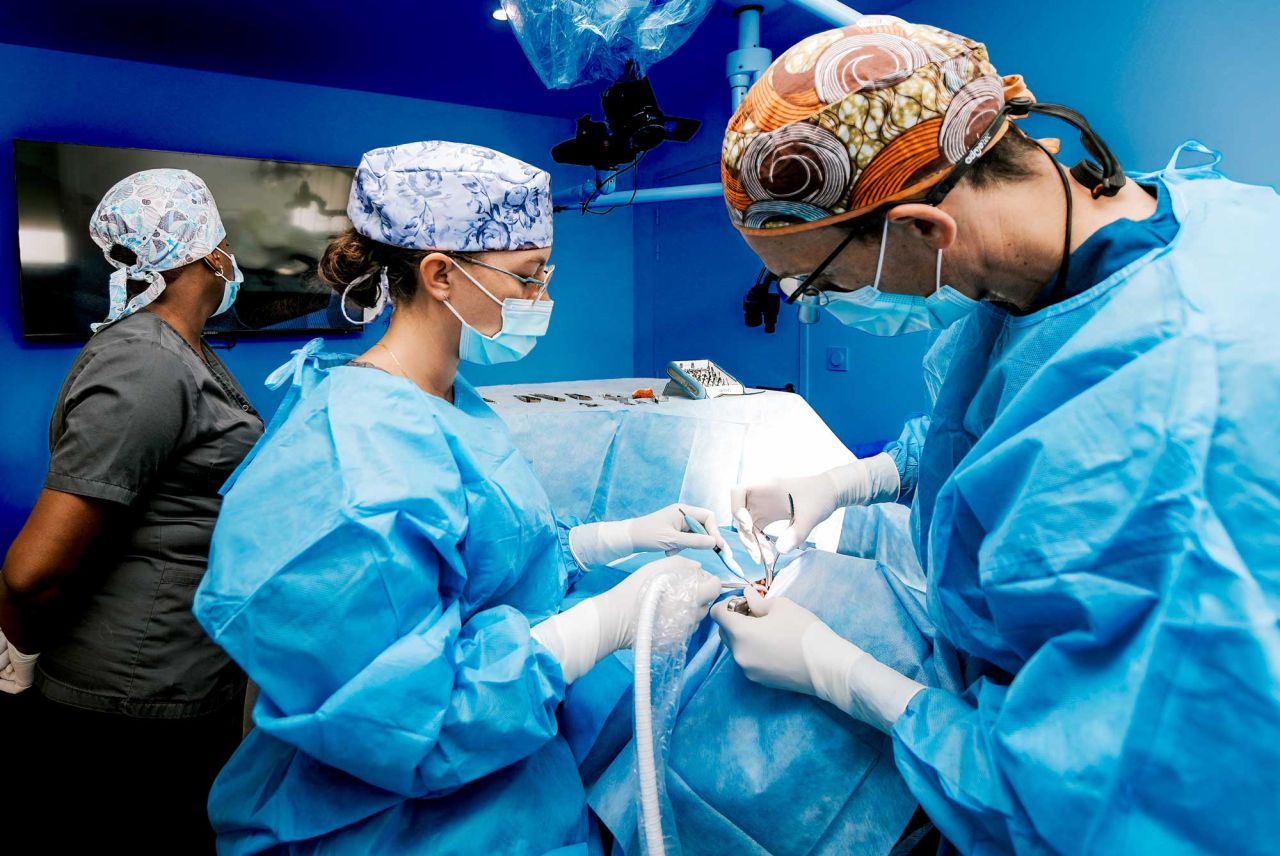 Formation implantologie chirurgie avancée - Axe et cible Montpellier