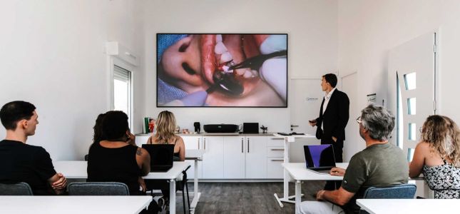 Formation implantologie chirurgie axe et cible Montpellier
