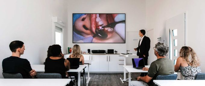 Formation implantologie chirurgie guidée